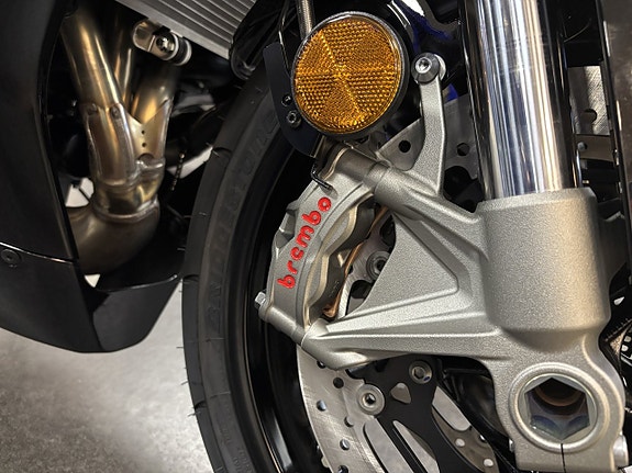 Yamaha YZF-R9 Tech Black 8 of 9