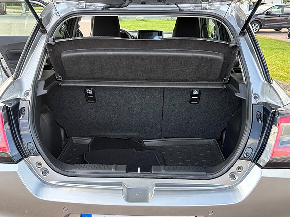 Suzuki Swift 5 of 6