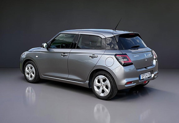 Suzuki Swift 2 of 6
