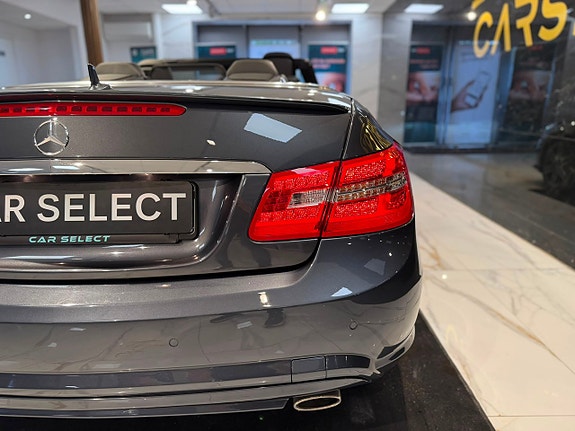 Mercedes-Benz E350 24 of 26