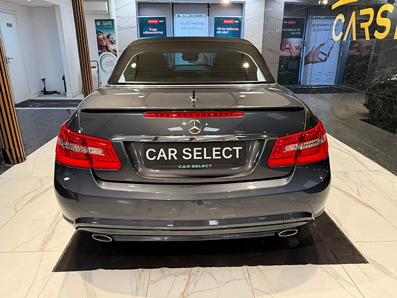 Mercedes-Benz E350 4 of 5