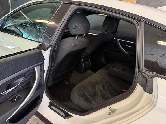 BMW 420i 14 of 28