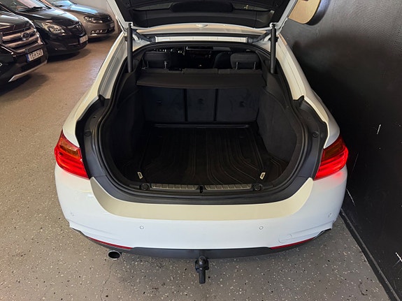 BMW 420i 9 of 28
