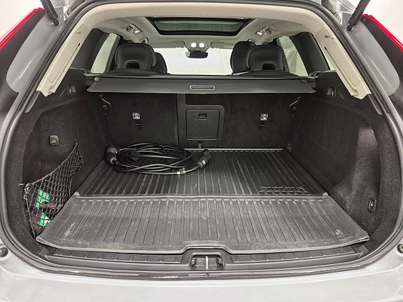 Volvo XC60 12 of 12