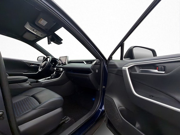 Toyota RAV4 26 of 30