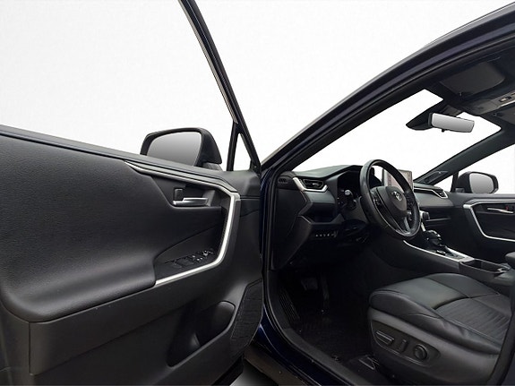 Toyota RAV4 11 of 30
