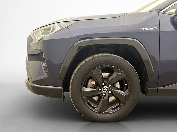 Toyota RAV4 30 of 30