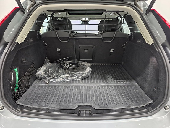 Volvo XC60 11 of 11