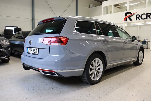 Volkswagen Passat 5 of 5