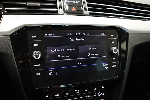 Volkswagen Passat 24 of 27