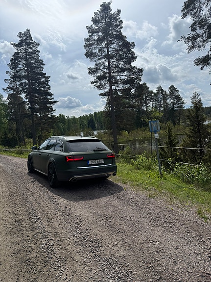 Audi A6 allroad 4 of 5