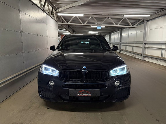 BMW X5 4 of 5