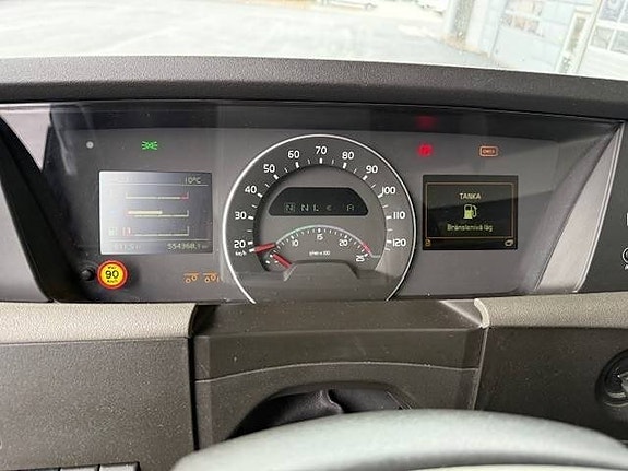 Volvo FH 64 T 15 of 18