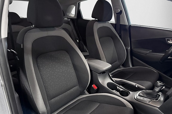 Hyundai Kona 11 of 24