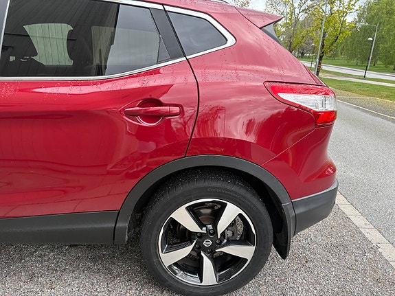 Nissan Qashqai 4 of 5