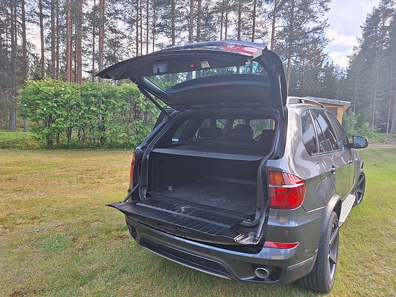 BMW X5 6 of 6