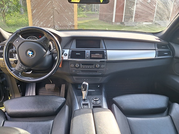 BMW X5 5 of 6
