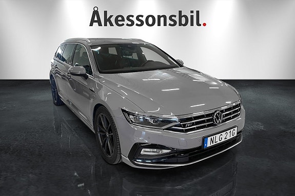 Volkswagen Passat 6 of 12