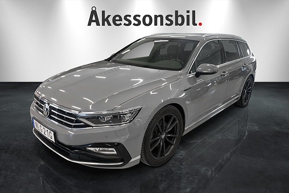 Volkswagen Passat 2 of 5