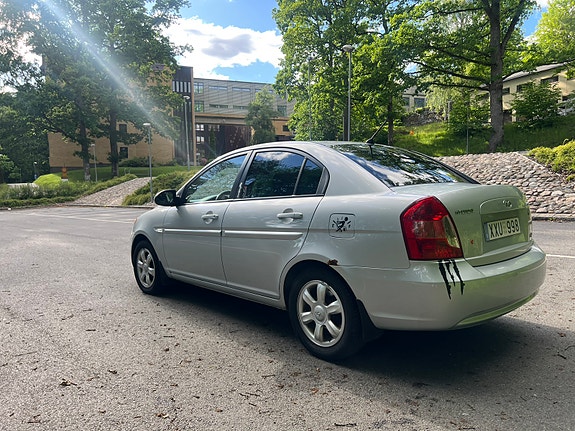 Hyundai Accent 5 of 5