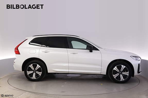 Volvo XC60 2 of 20