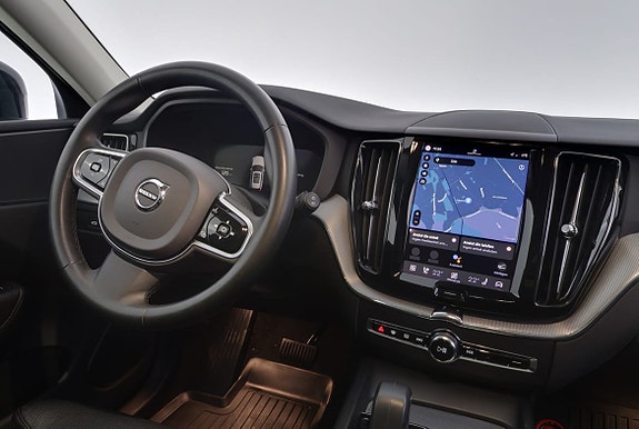 Volvo XC60 8 of 20