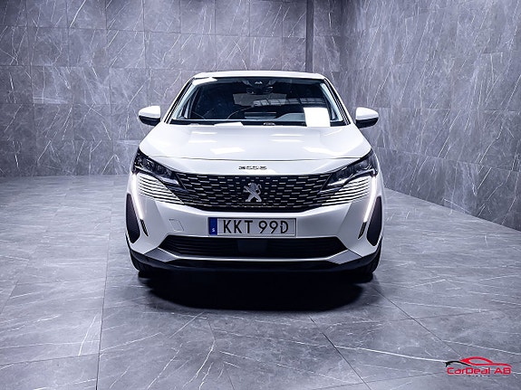 Peugeot 3008 2 of 5