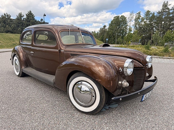 Ford Super Deluxe 5 of 5