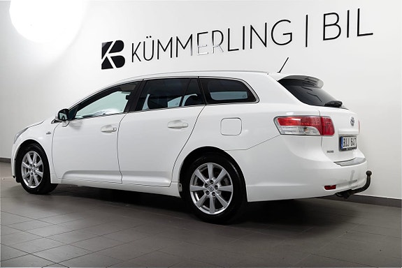 Toyota Avensis 6 of 19