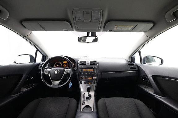 Toyota Avensis 14 of 19