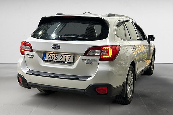 Subaru Outback 6 of 17