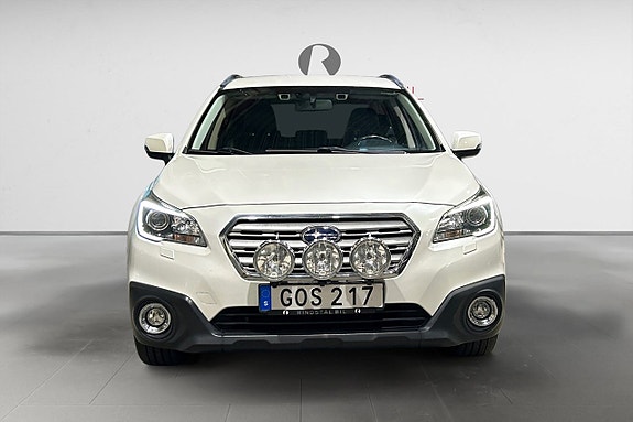 Subaru Outback 9 of 17