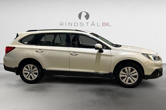 Subaru Outback 7 of 17