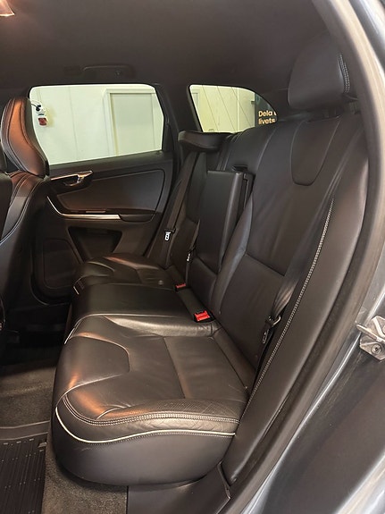 Volvo XC60 6 of 6