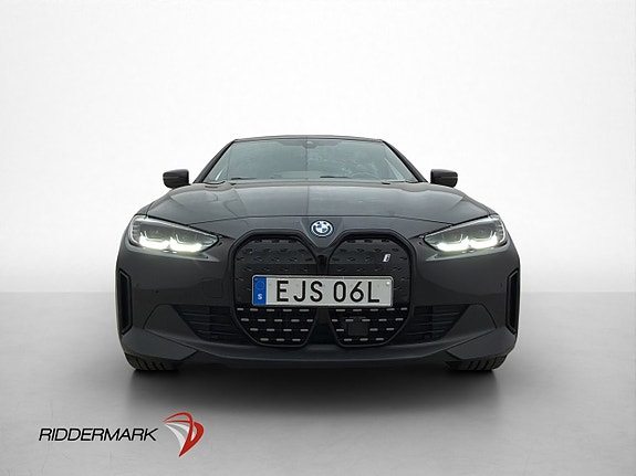 BMW i4 3 of 5