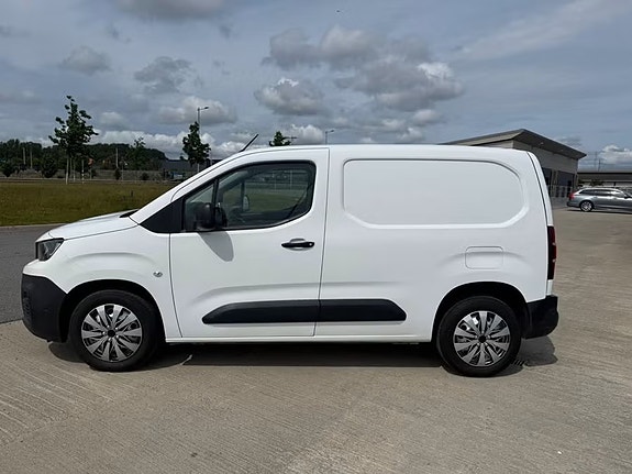 Peugeot Partner 4 of 7