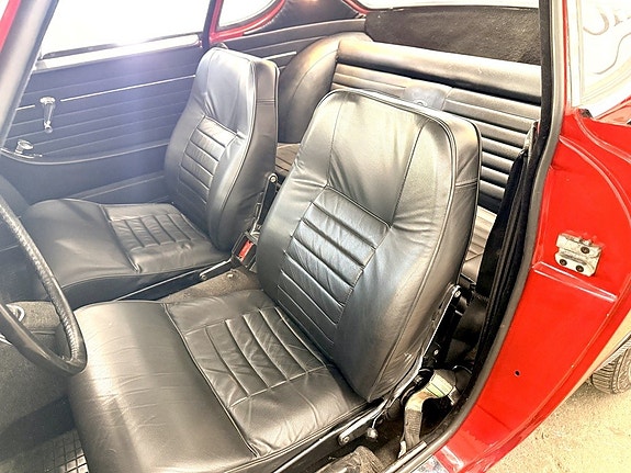 Volvo P1800 S 13 of 15