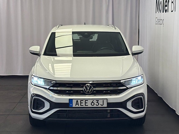 Volkswagen T-Roc 3 of 5