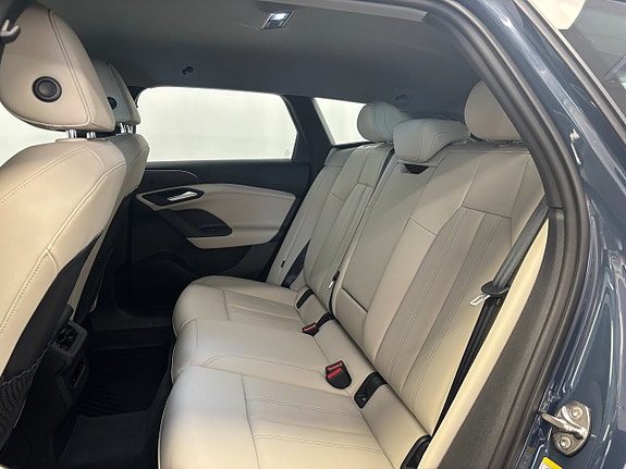 Audi A6 10 of 17