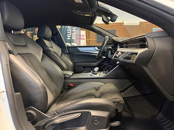 Audi A7 10 of 30