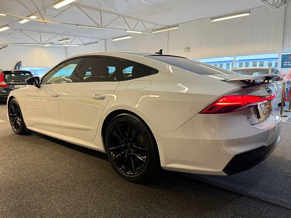 Audi A7 5 of 5