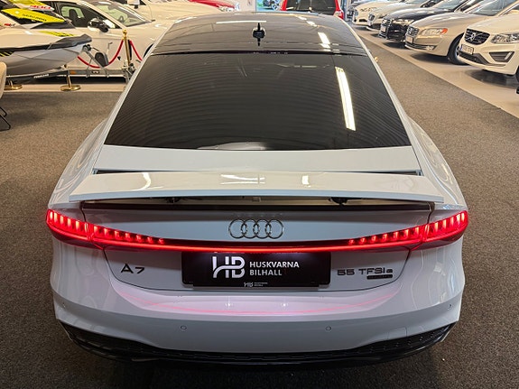 Audi A7 6 of 30