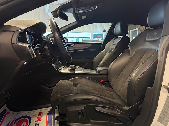 Audi A7 25 of 30