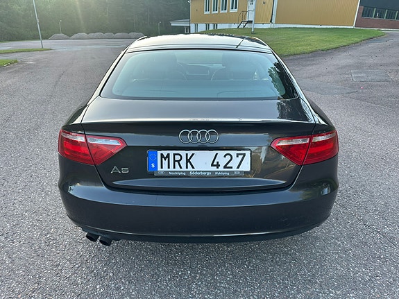 Audi A5 4 of 5