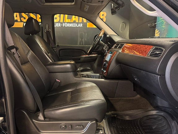 Chevrolet Avalanche 20 of 22