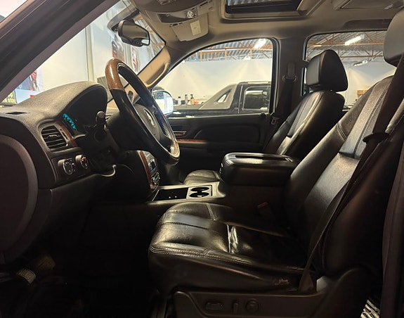 Chevrolet Avalanche 22 of 22