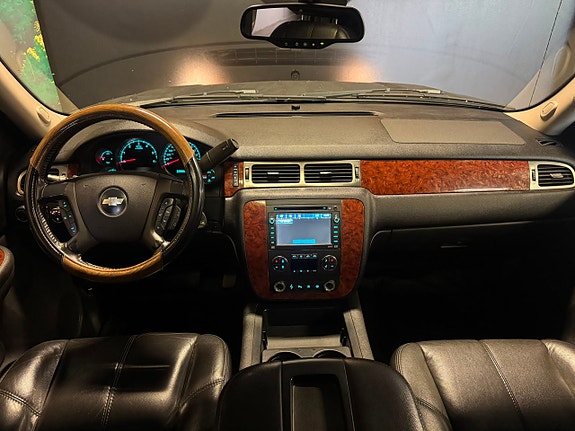 Chevrolet Avalanche 18 of 22