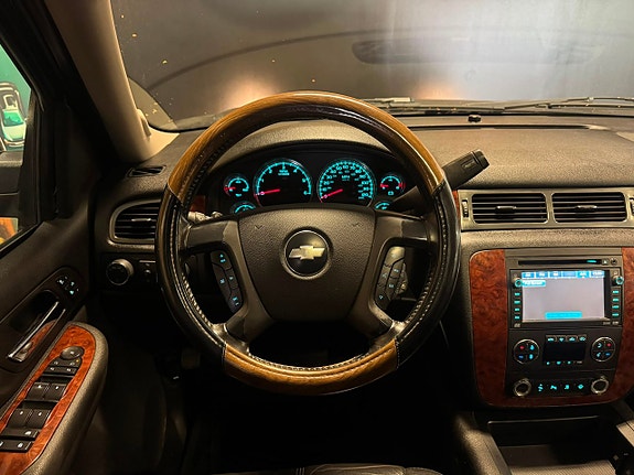 Chevrolet Avalanche 19 of 22