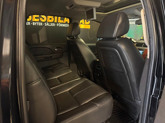 Chevrolet Avalanche 17 of 22