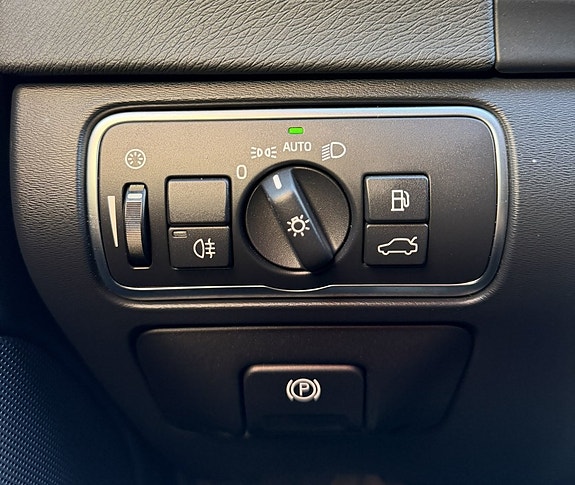 Volvo V60 12 of 12